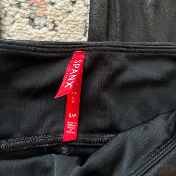 Spanx leggings - Picture 4 of 4